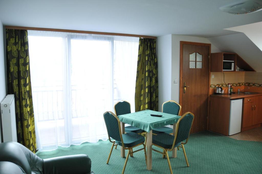 Willa Stenia Center Apartamenty Висла Стая снимка